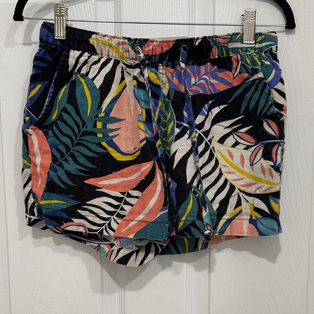 C&C California Linen Tropical Print Shorts